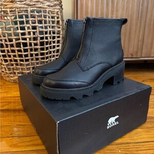 Sorel Black Chunky Heel Boots